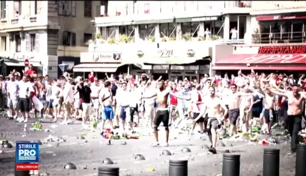 UEFA le ameninta pe Anglia si Rusia: ambele echipe risca sa fie excluse din competitie daca fanii lor mai au derapaje