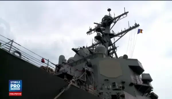 Distrugatorul american USS Porter, la Constanta, pentru un antrenament cu navele romanesti de razboi. Ce arme are la bord