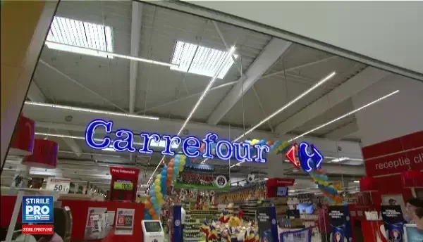 Atmosfera ca la Euro 2016 in magazinele Carrefour