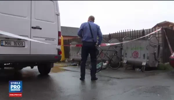 Un nou-nascut a fost gasit mort, intr-un tomberon din Targu-Jiu. Politia incearca sa o gaseasca pe mama bebelusului