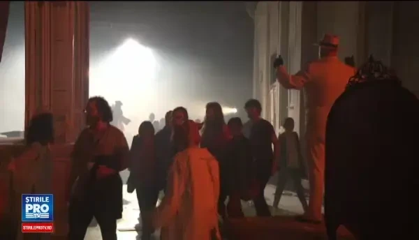 Faust, in regia lui Silviu Purcarete, din nou pe scena de la Sibiu. Piesa, jucata iar cu casa inchisa
