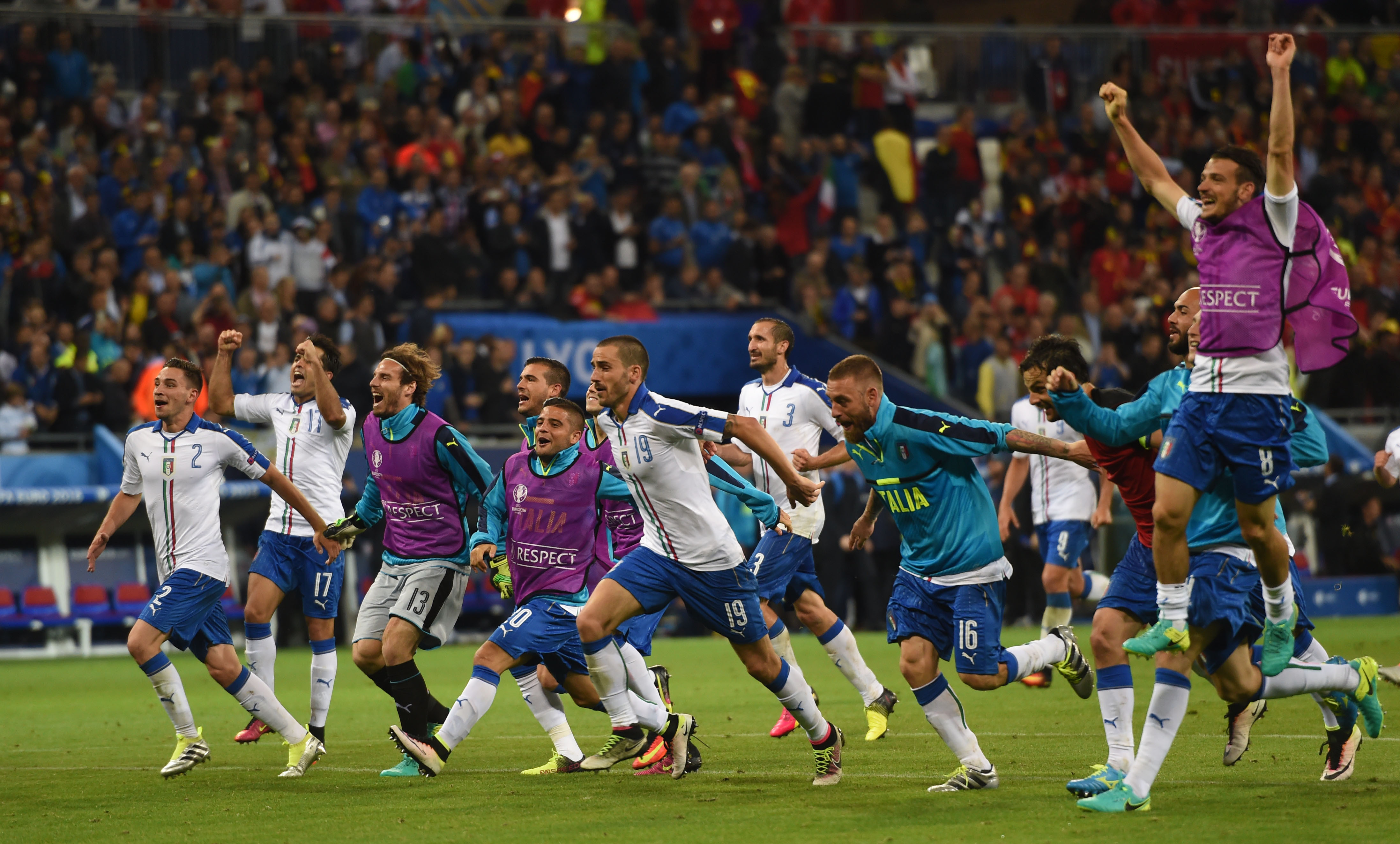 SPANIA - CEHIA 1-0, IRLANDA - SUEDIA 1-1, BELGIA - ITALIA 0-2, REZUMATE VIDEO