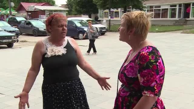 Scandal de hartuire sexuala intr-o biserica din Mizil. "Se aseaza in spatele preotului, il pipaie, iar el e cu Dumnezeu"