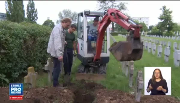 Ampla operatiune de deshumare intr-un cimitir din Ploiesti. 236 de morminte vor fi deschise