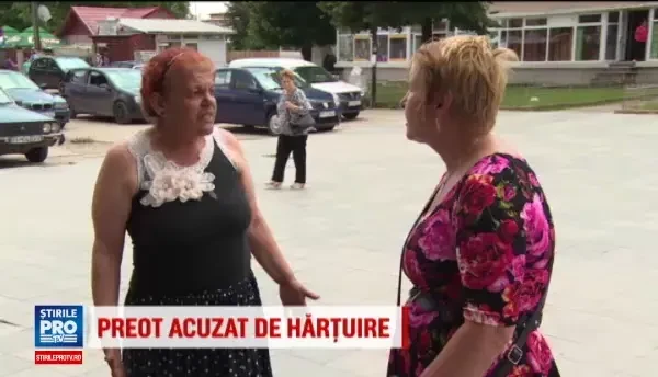 Scandal de hartuire sexuala intr-o biserica din Mizil. Se aseaza in spatele preotului, il pipaie, iar el e cu Dumnezeu