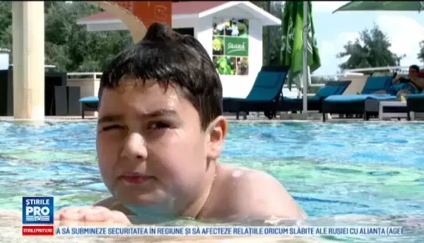 Vacantele elevilor incurca afacerile hotelierilor de pe litoral. In anii trecuti, pe 15 iunie, hotelurile erau pline