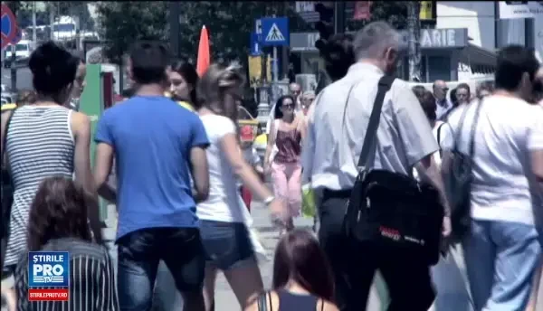 Plimbati printre spitale, iar apoi lasati sa moara cu zile. Soarta crunta a miilor de romani diagnosticati anual cu cancer