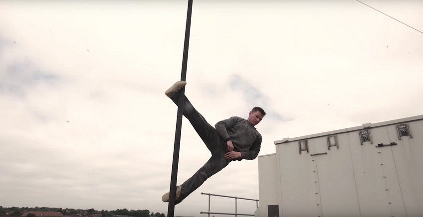 Gravitatia nu exista pentru acesti oameni! Ce fac la minutul 2 pare cu adevarat imposibil! VIDEO