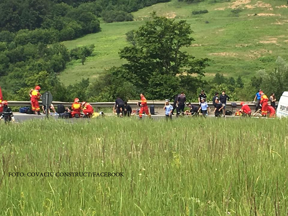 Primele semne de intrebare in cazul accidentului cu 4 morti si 26 de raniti. Patronul firmei de transport:"Totul e in regula"