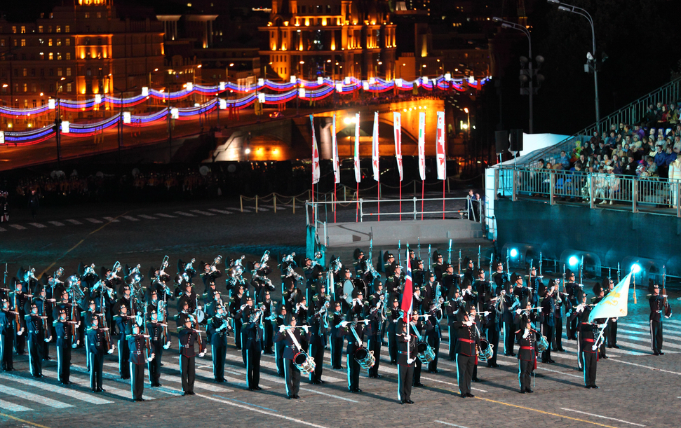 Efort istoric al Norvegiei pentru consolidarea armatei cu submarine si avioane de lupta: "Rusia e tot mai imprevizibila"