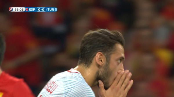 Spania - Turcia. Ocazie Calhanoglu