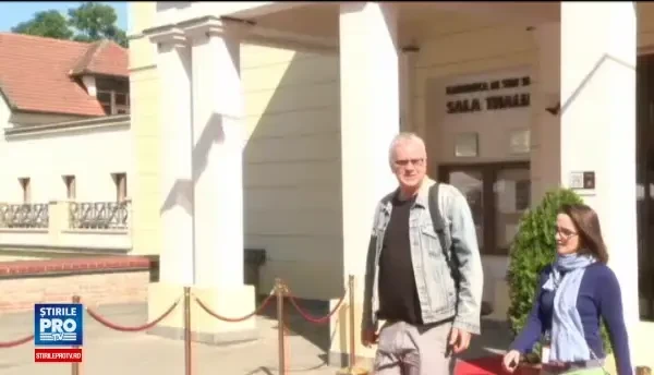 Tim Robbins, la Festivalul de Teatru din Sibiu, in calitate de regizor. Ce a scris actorul de Oscar pe Twitter despre Romania