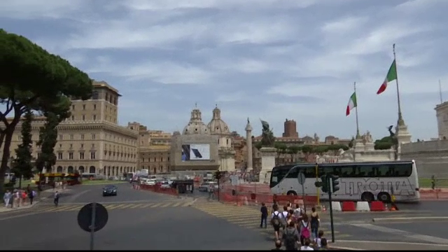 O politiciana seducatoare e prima femeie primar din istoria Romei. Ce asteptari au de la ea locuitorii orasului italian