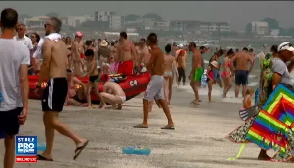 Record de turisti pe litoral, de Rusalii, in ultimii 25 de ani. Suma pe care au cheltuit-o zecile de mii de romani