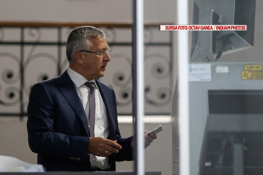 Fostul sef al Fiscului a fost audiat la DNA. Motivul pentru care nu si-a putut vedea dosarul