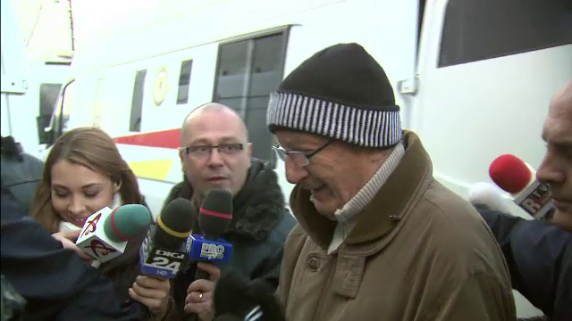 Incinerarea fostului general Victor Atanasie Stanculescu a fost amanata pentru miercuri. Fiica lui nu a venit sa il vada