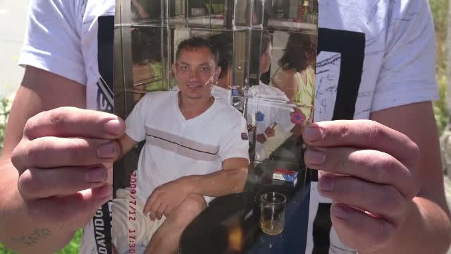 Barbatul din Satu Mare, lasat sa astepte cu orele pe holul spitalului, a murit. Cum l-a gasit fiul sau in salon