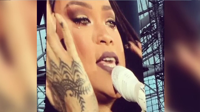 Rihanna a izbucnit in lacrimi la concertul din Dublin. Ce melodie canta in momentul in care a inceput sa planga