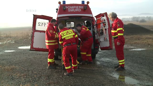 Cadavrul carbonizat al unui batran, gasit intr-o masina care ardea pe camp. Politia nu are inca nicio explicatie