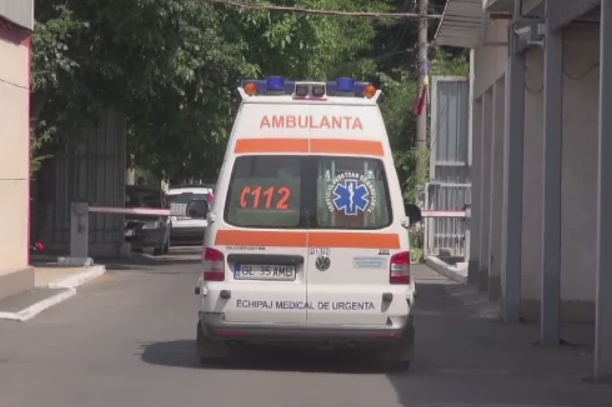 Copil de 9 ani, in coma alcoolica dupa ce a baut cu un adolescent de 15 ani. Protectia Copilului a inceput o ancheta