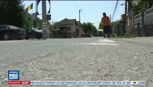 Situatie revoltatoare in Dambovita, unde 12 elevi au fost transportati cu o duba de marfa. Ce ar putea pati dascalul