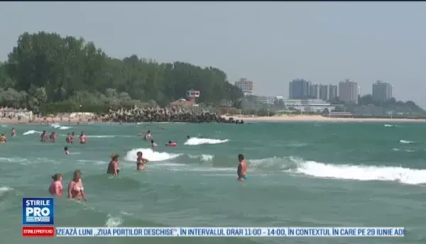 Statiunea de pe litoral unde dupa ora 22 strazile sunt pustii. Motivul pentru care unii turisti inca aleg sa o viziteze