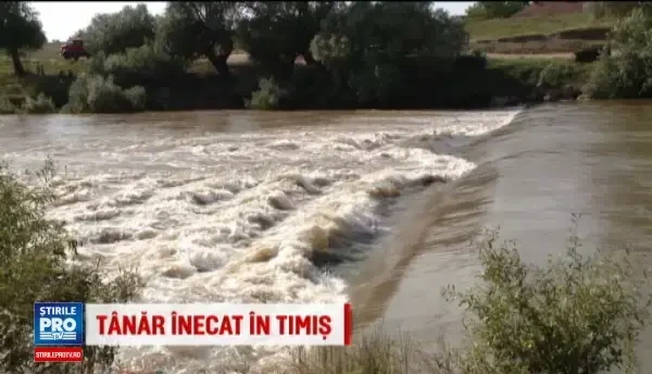 Tanar de 25 de ani, inghitit de apele raului Timis sub privirile iubitei sale. Ce s-a intamplat