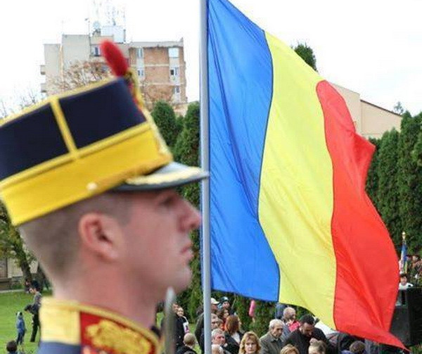 Ceremonie de Ziua Drapelului Romaniei, in Piata Tricolorului. Mesajul presedintelui Klaus Iohannis