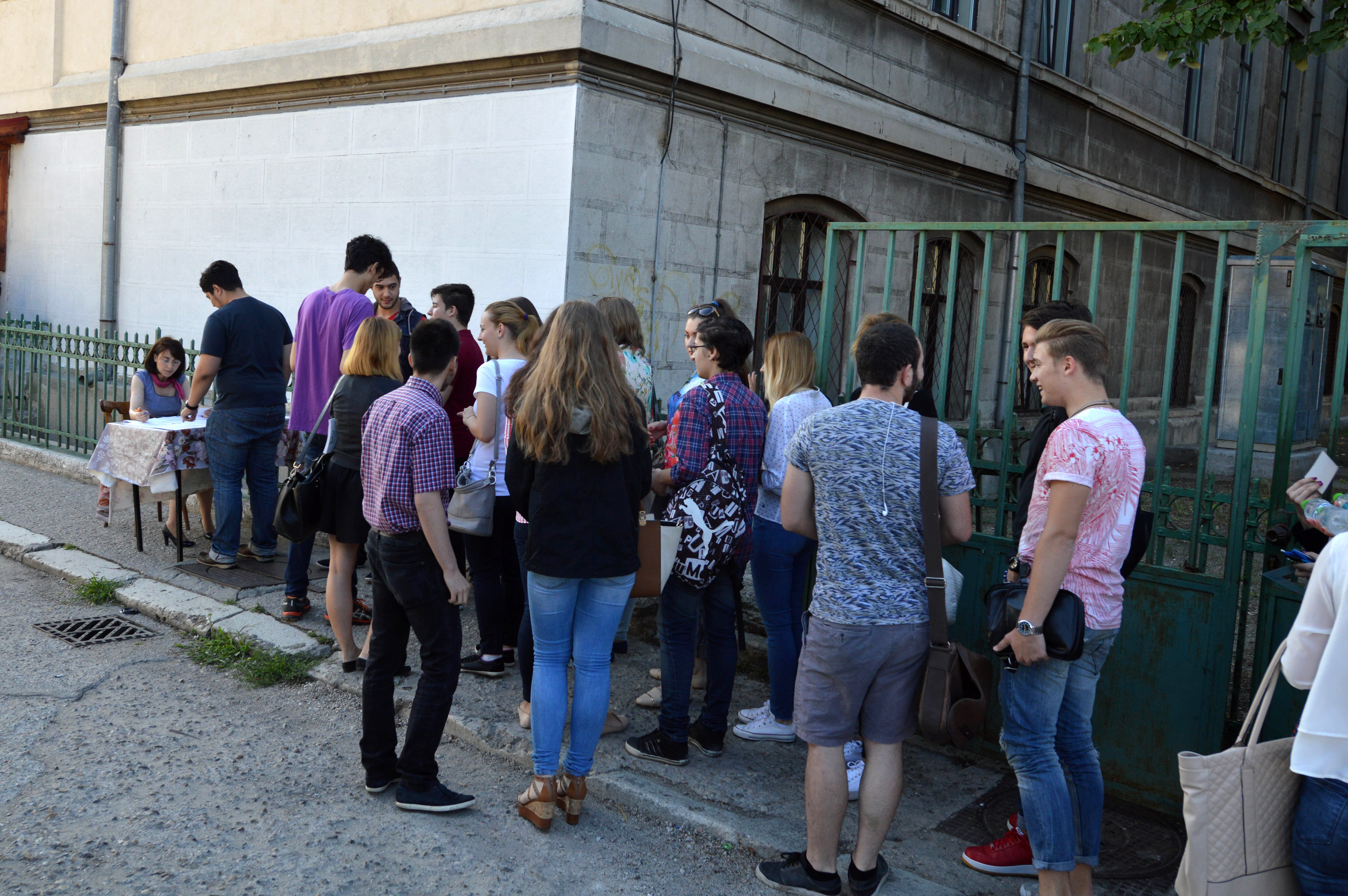 EVALUARE NATIONALA 2016. Subiectele si baremul la Limba Romana: pastelul si o compunere. "Nu m-am pregatit foarte mult"