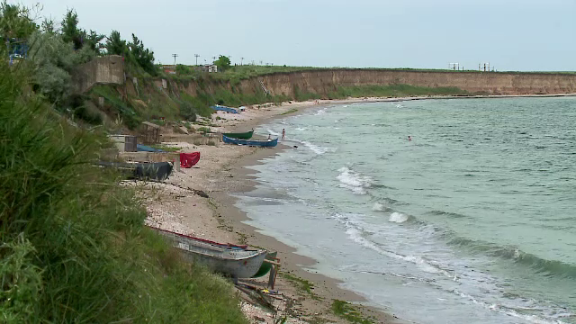 Cum arata Marea Neagra pe singurele plaje pustii de pe litoralul romanesc: "Apa e frumoasa, turcoazul ii da o nota aparte"