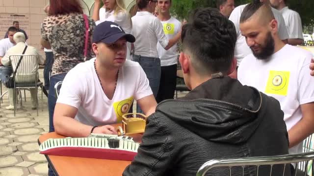 Detinutii din Galati, "carti vii" pentru cei care vor sa le auda povestile. Ce este programul "Biblioteca vie"