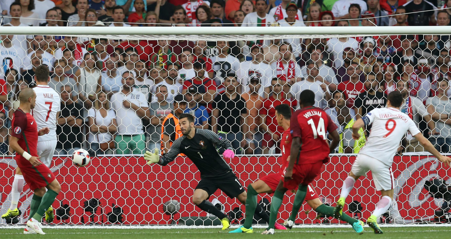 Polonia - Portugalia. Lewandowski marcheaza pentru 1-0
