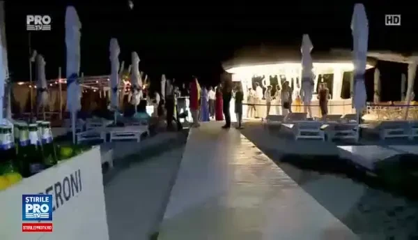 (P) Peroni Nastro Azzurro a inaugurat Casa di Peroni a Cafe del Mar