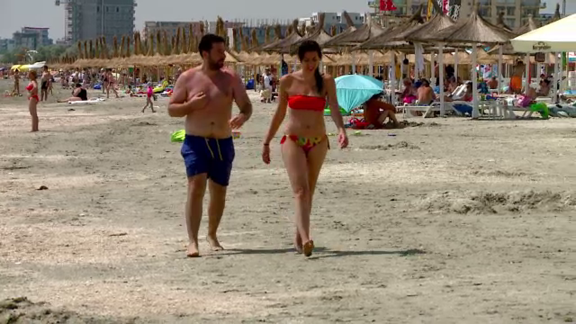 Record de turisti pe litoral in primul weekend din iulie. Cat cheltuie o familie pentru o saptamana de concediu