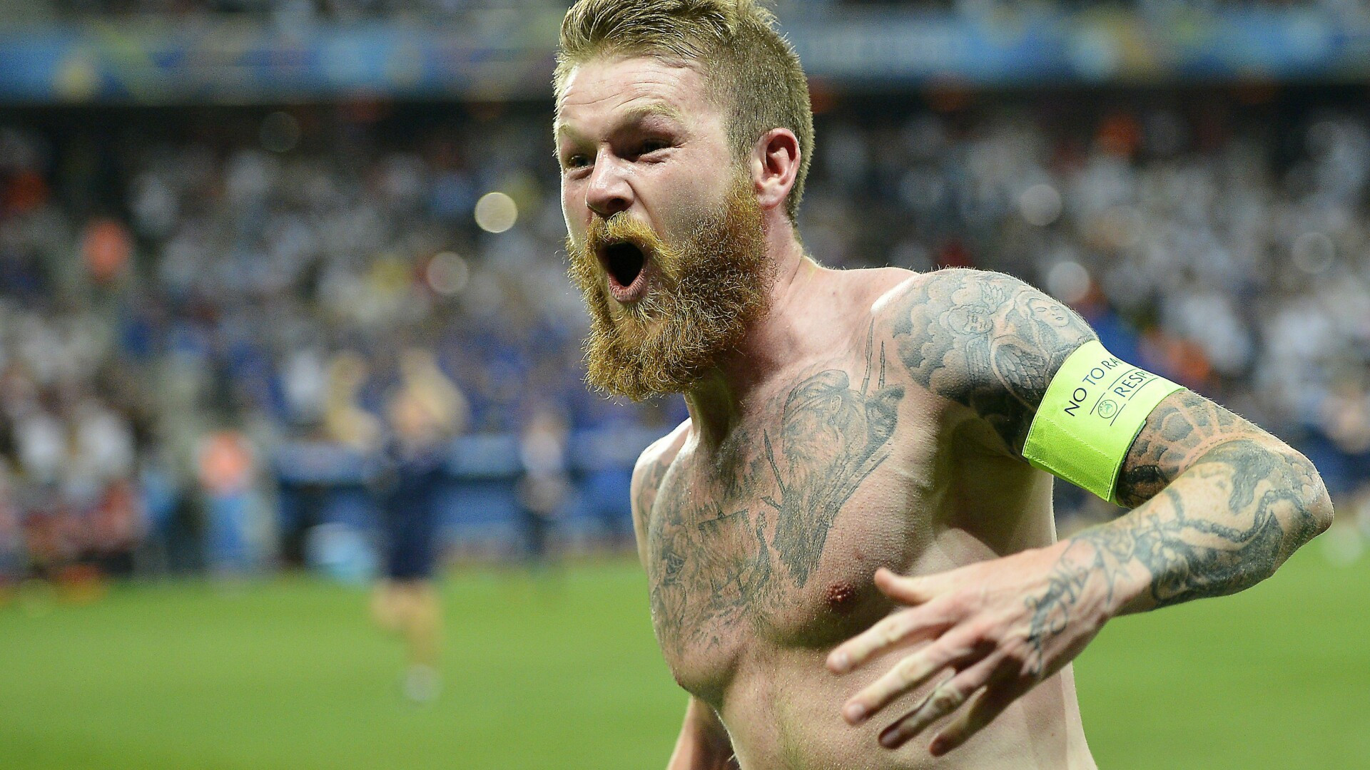 Capitanul Islandei nu e norocos doar la fotbal. Cum arata iubita fotbalistului care a facut senzatie la UEFA Euro 2016