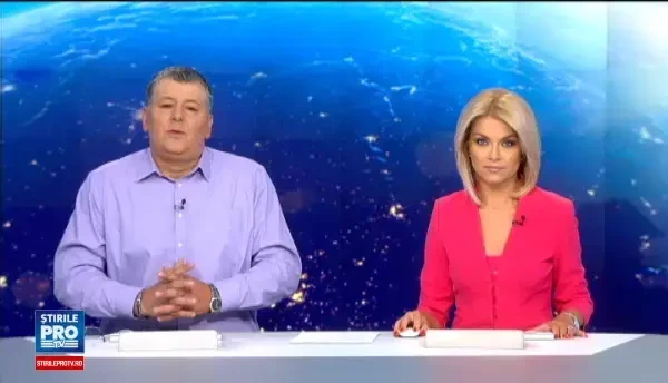 Panica intr-un cartier din Bucuresti, dupa ce o rulota a luat foc. Flacarile inalte au ajuns la cateva cabluri electrice