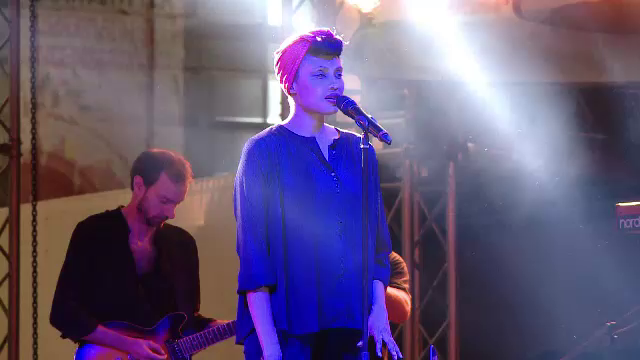 Mii de tineri participa la festivalul de muzica jazz de la Timisoara: "Foarte fain! Atmosfera este extraordinara"