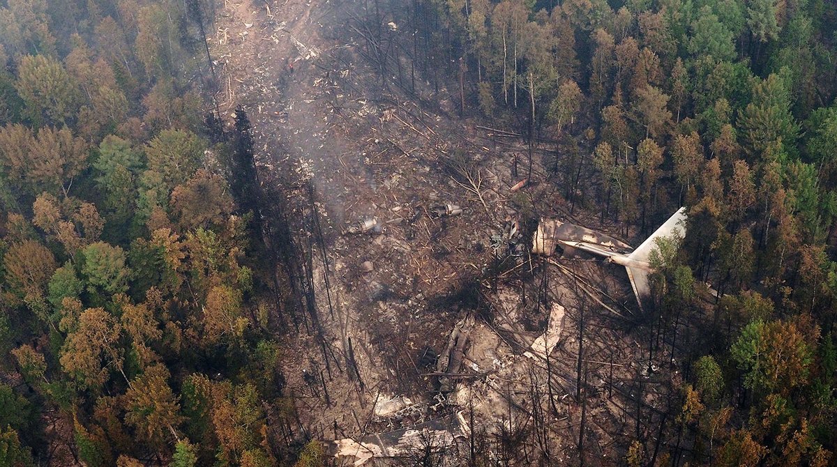 epava avionului prabusit