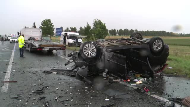 Accident grav in Buzau, dupa ce o masina inmatriculata in Ucraina a intrat pe contrasens. O femeie a murit nevinovata