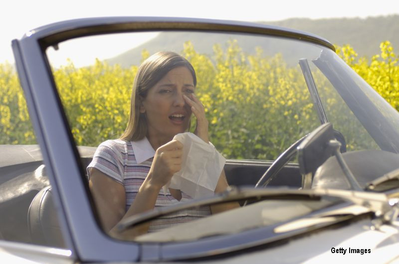 Cele mai neobisnuite remedii naturale pentru cele mai comune afectiuni. Cum sa tratezi acneea, vanataile si raul de masina