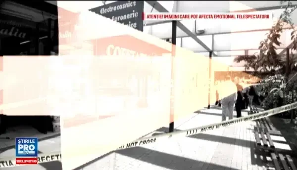 Tanara de 23 de ani, injunghiata de fostul iubit chiar in cofetaria in care lucra. Atacatorul a fost retinut de politisti