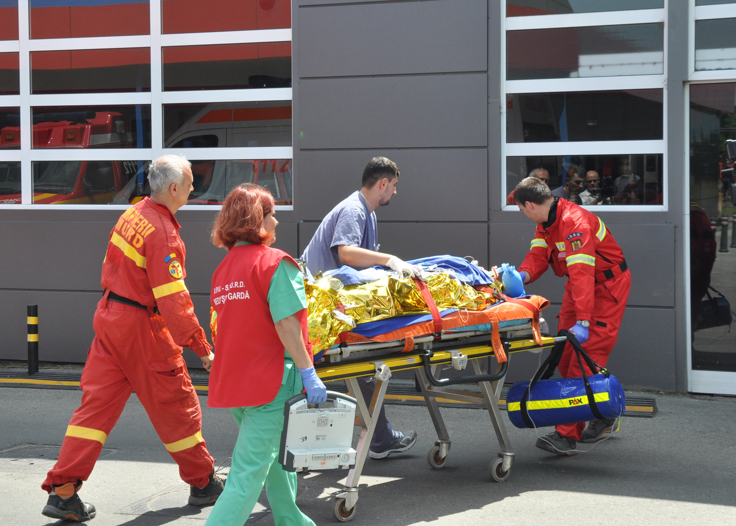 Accident GRAV in Salaj: 13 persoane au fost transportate de urgenta la spital. Planul ROSU de interventie, activat