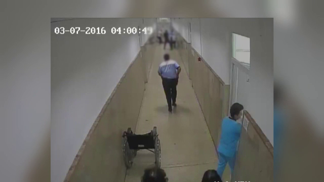 Indivizii care s-au batut cu sabii in spitalul din Targoviste au fost lasati in libertate. Pentru ce aveau deja dosare penale