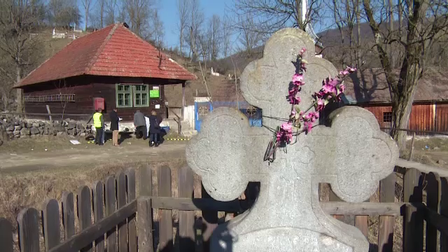 Petrecere campeneasca incheiata intr-o baie de sange, la Rosia Montana. Un tanar si-a ucis prietenul in fata participantilor