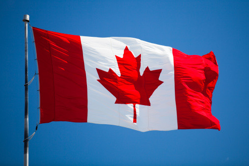 Presa canadiana: Canada se pregateste sa ridice vizele pentru romani pentru a nu risca acordul de liber-schimb cu UE