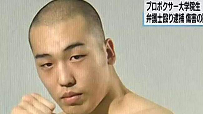 A aflat ca sotia lui avea o aventura si si-a pierdut cumpatul. Pedeapsa cumplita aplicata de un fost boxeur amantului