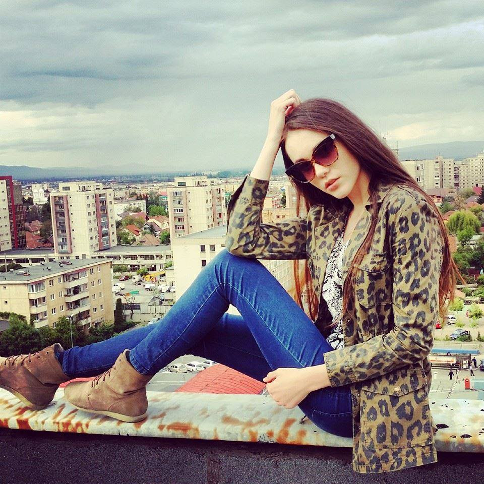 Eleva din Brasov care s-a aruncat de la etajul 10 a murit la doua saptamani de la tragedie