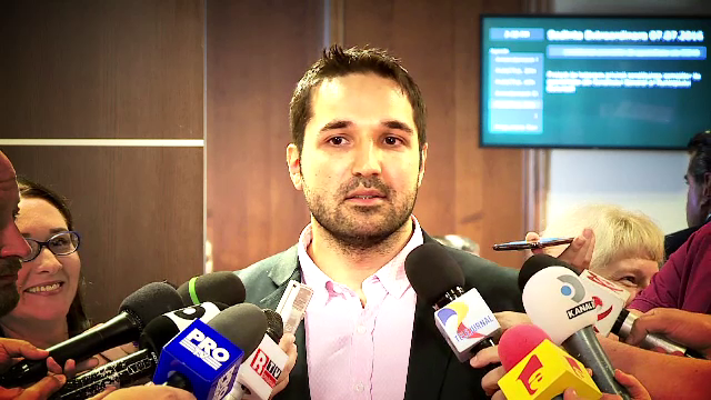 ALDE şi-a anunţat candidaţii la europarlamentare. Numele surpriză de pe locul 10