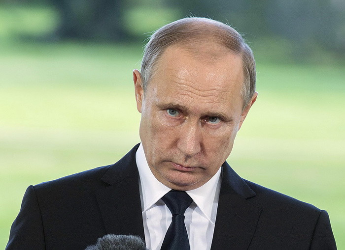 Masina prezidentiala a lui Vladimir Putin, implicata intr-un accident grav. Soferul presedintelui rus a murit pe loc