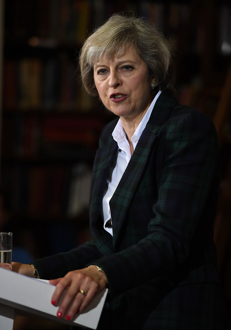 Reguli mai dure pentru cetatenii UE in UK. Ce promit cele doua femei care se bat pentru postul de premier in Marea Britanie